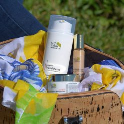 Weinkosmetik Nela hat sie immer dabei 01 scaled e1604850441456